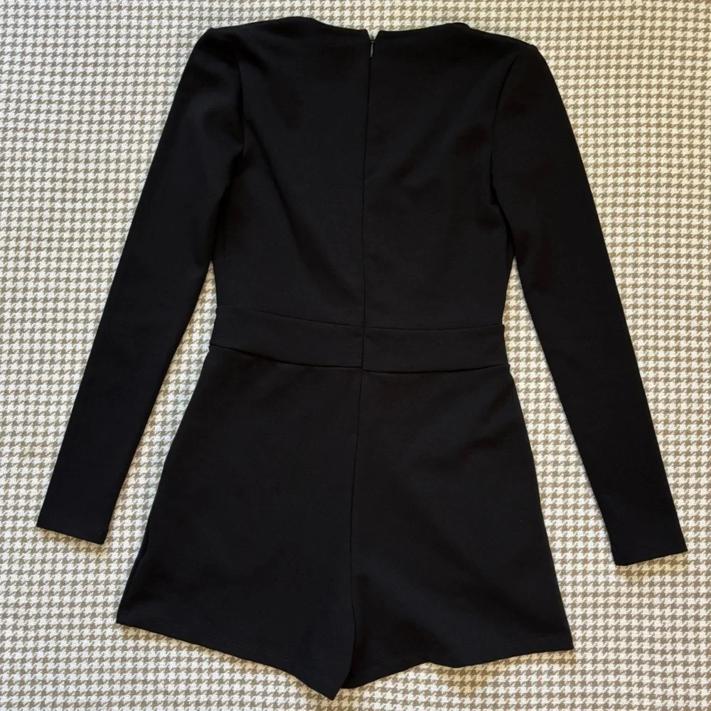 Urban Outfitters | Silence + Noise Deep V Romper - Picture 9 of 16